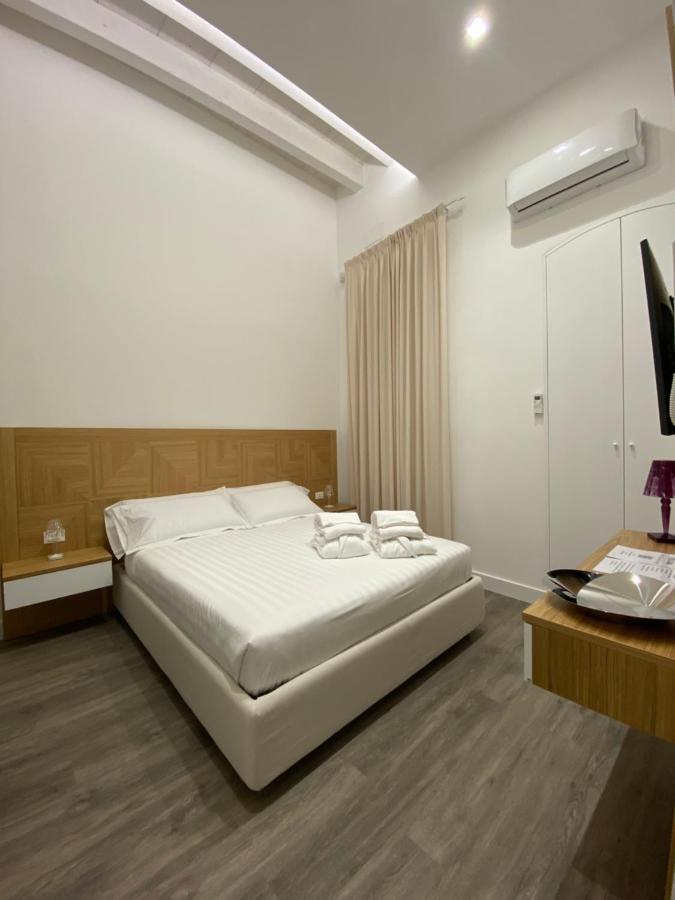 Star Suite Таранто Экстерьер фото